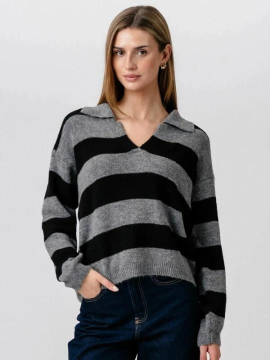 Obrázek produktu TEESHOPPEN Svetr 'Nora Knit' černá