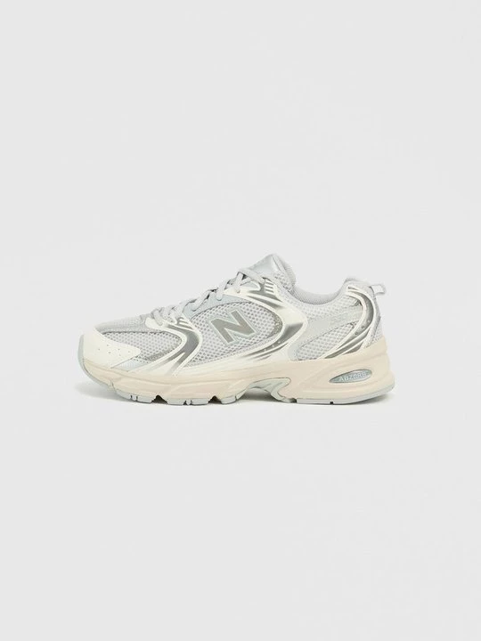 Obrázek produktu Tenisky New Balance stříbrná barva