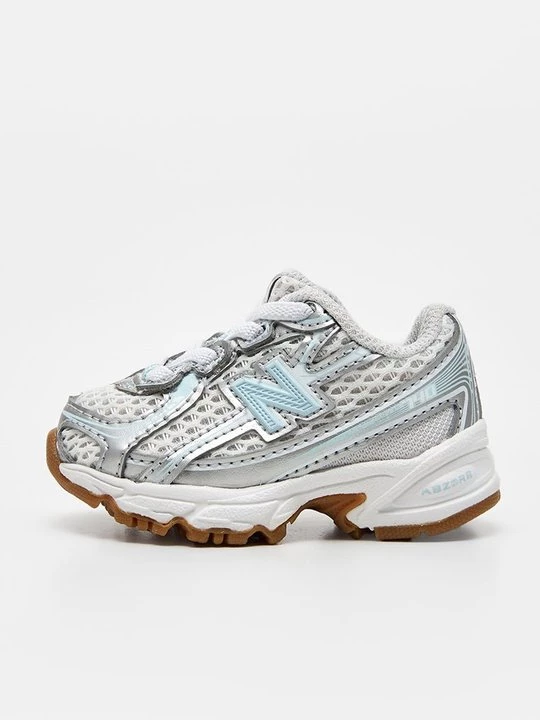 Obrázek produktu Tenisky New Balance stříbrná barva