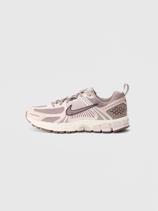 Obrázek produktu Tenisky Nike béžová