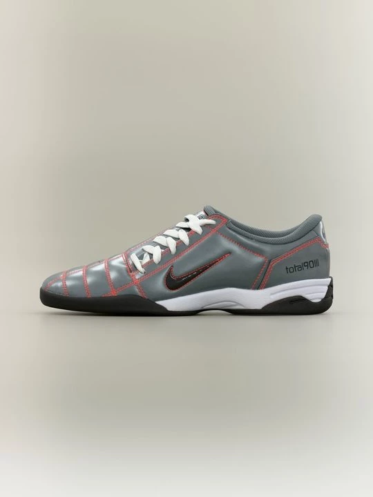 Obrázek produktu Tenisky Nike stříbrná barva