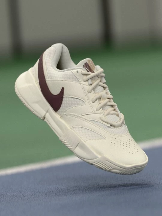 Obrázek produktu Tenisové boty na všechny povrchy Nike béžová