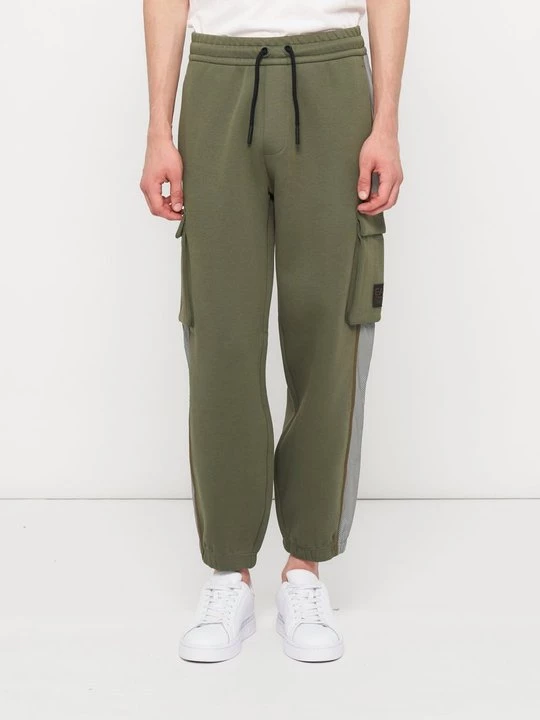 Obrázek produktu Teplákové kalhoty EA7 Emporio Armani světle zelená
