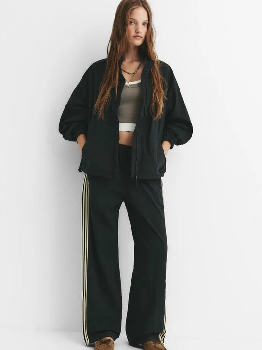 Obrázek produktu Teplákové kalhoty PULL&BEAR
