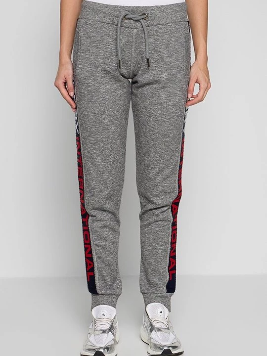 Obrázek produktu Teplákové kalhoty Superdry