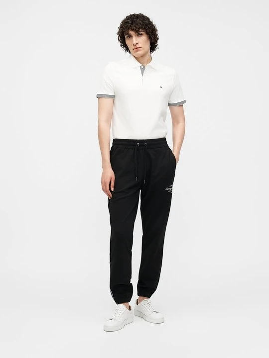 Obrázek produktu Teplákové kalhoty Tommy Hilfiger černá