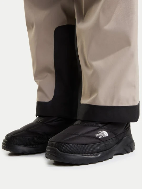 Obrázek produktu The North Face Sněhule Nuptse Traction Chukka NF0A8DAAKX71 Černá