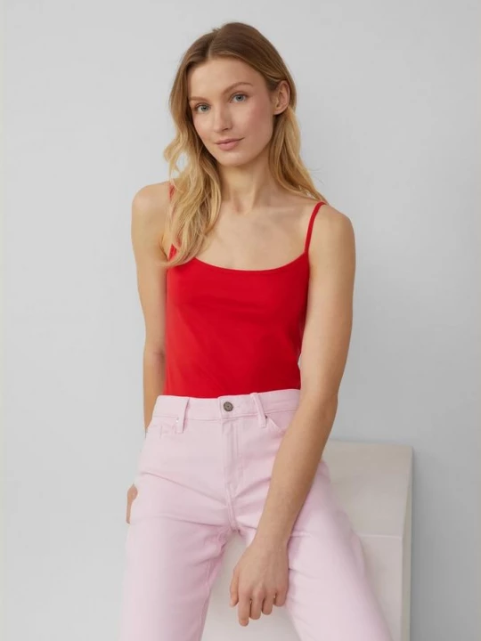 Obrázek produktu Tílko s nastavitelnými špagetovými ramínky, se střihem Slim Fit s.Oliver červená