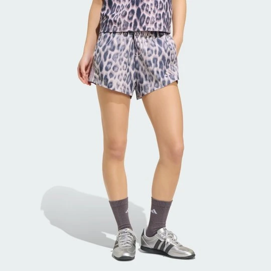 Obrázek produktu Tkané šortky Seasonal Essentials s leopardím potiskem a 3 proužky Adidas