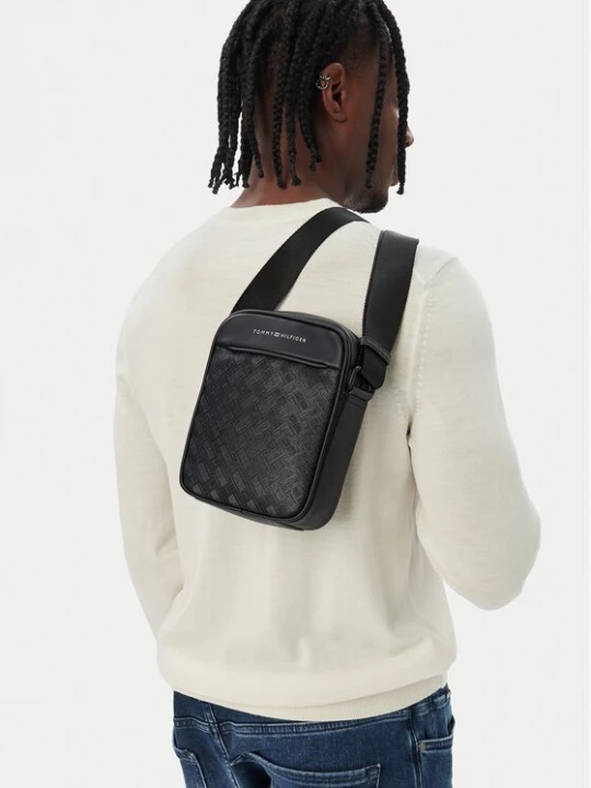Obrázek produktu Tommy Hilfiger Brašna Th Modern Monogram Mini Reporter AM0AM14844 Černá