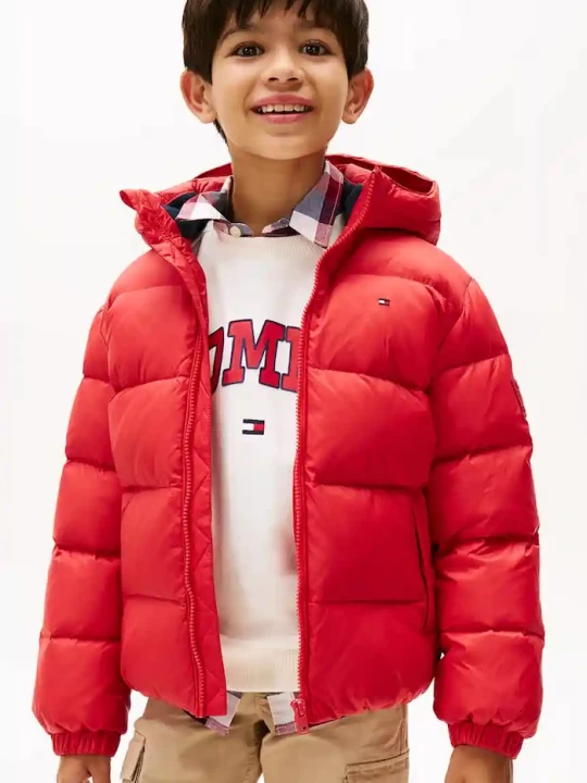 Obrázek produktu Tommy Hilfiger Dětská péřová bunda Tommy Hilfiger červená