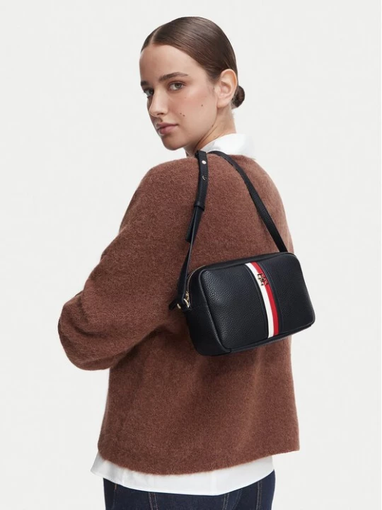 Obrázek produktu Tommy Hilfiger Kabelka Th Corp Ess Camera Bag AW0AW19333 Tmavomodrá