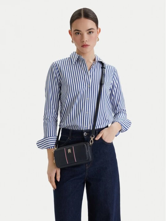 Obrázek produktu Tommy Hilfiger Kabelka Th Daily Camera Bag Corp AW0AW18640 Tmavomodrá