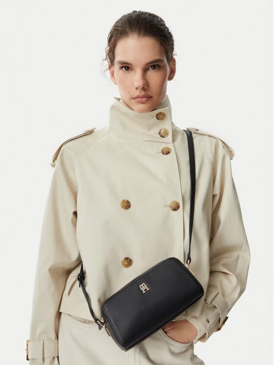 Obrázek produktu Tommy Hilfiger Kabelka Th Grace Camera Bag AW0AW18863 Černá