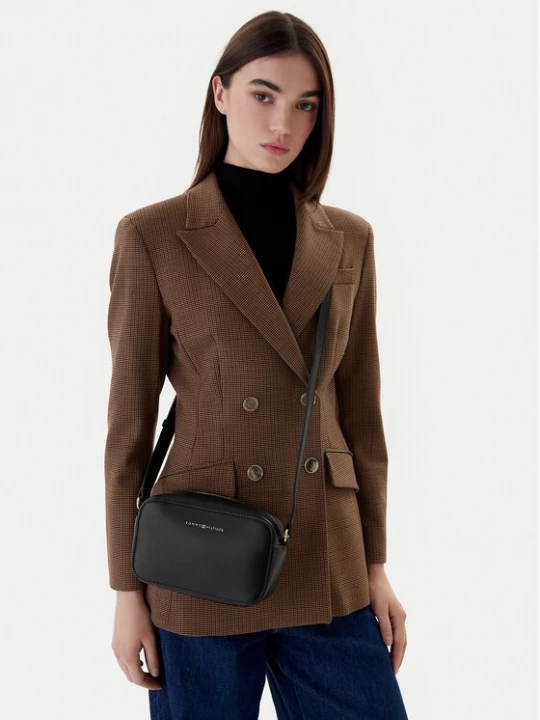 Obrázek produktu Tommy Hilfiger Kabelka Th Logo Camera Bag AW0AW18115 Černá