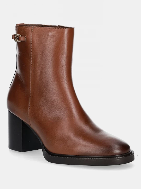 Obrázek produktu Tommy Hilfiger Kožené kotníkové boty STACKED HEEL LEATHER ANKLE BOOT hnědá