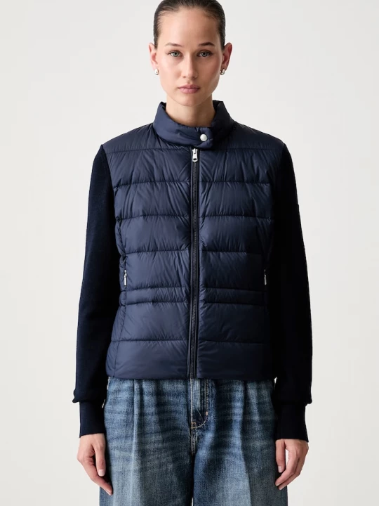 Obrázek produktu Tommy Hilfiger péřová bunda dámská s příměsí vlny námořnická modř