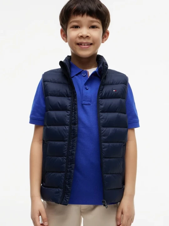 Obrázek produktu Tommy Hilfiger péřová vesta dětská námořnická modř