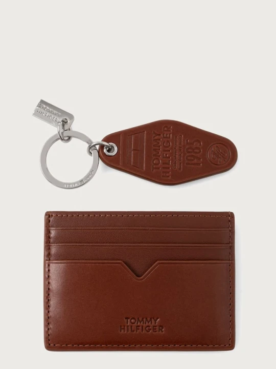 Obrázek produktu Tommy Hilfiger pouzdro na karty a klíčenka pánské kožené hnědá