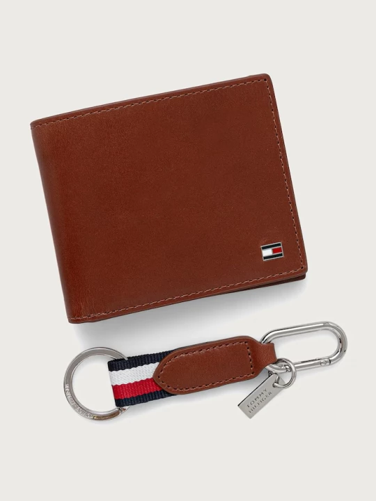 Obrázek produktu Tommy Hilfiger sada peněženky a klíčenky pánská kožená hnědá