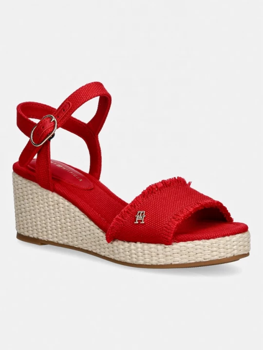 Obrázek produktu Tommy Hilfiger sandály na klínku MID WOVEN WEDGE ESPAD FRINGE červená