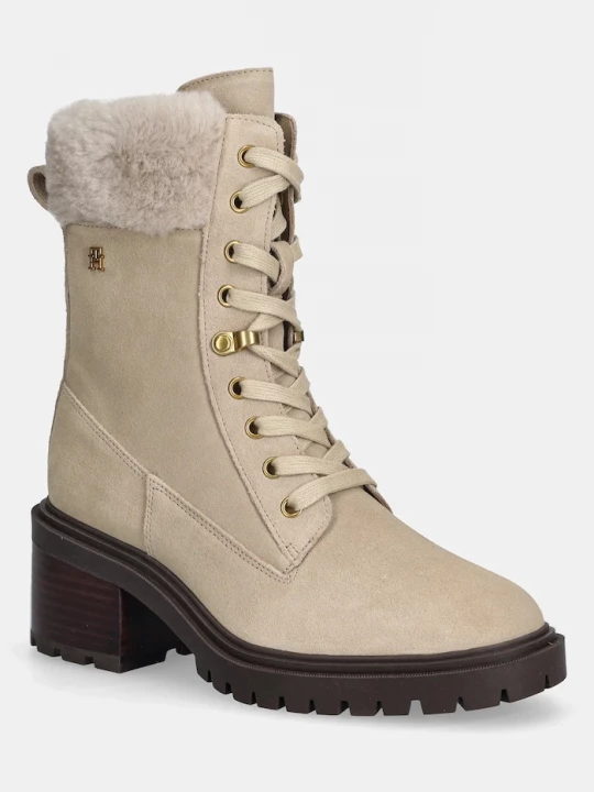 Obrázek produktu Tommy Hilfiger Semišové boty Tommy Hilfiger TH SHEARLING LACE UP BOOT béžová