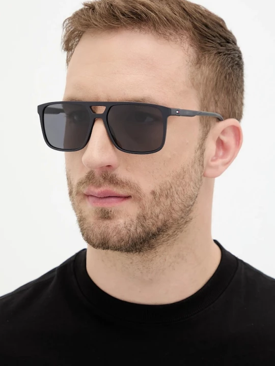 Obrázek produktu Tommy Hilfiger Sluneční brýle Tommy Hilfiger námořnická modř