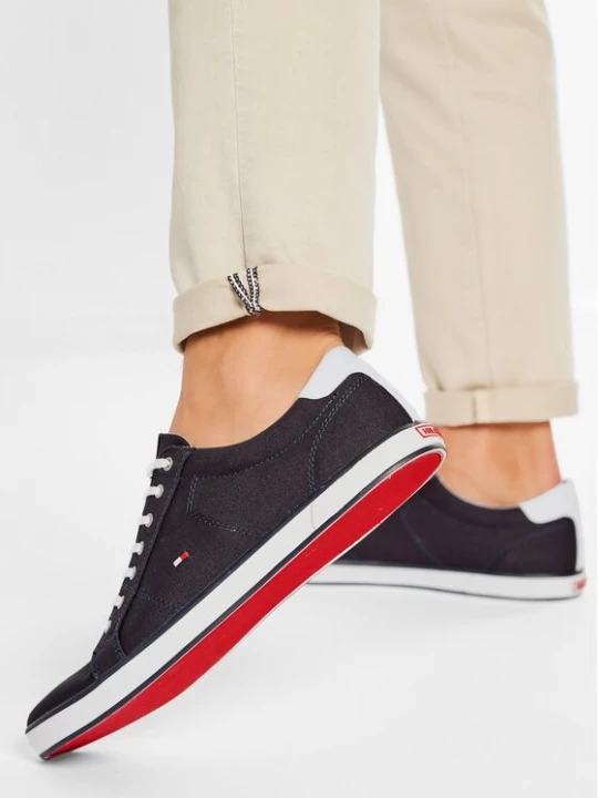 Obrázek produktu Tommy Hilfiger Tenisky Harlow 1D FM0FM00596 Tmavomodrá