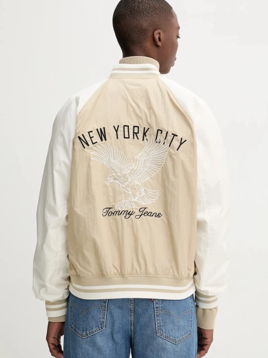 Obrázek produktu Tommy Jeans Bomber bunda Tommy Jeans béžová