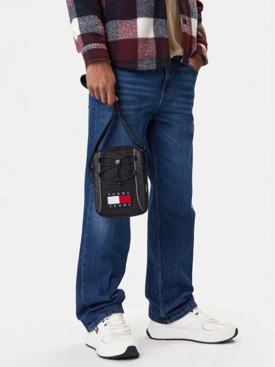 Obrázek produktu Tommy Jeans Brašna Tjm Archive Reporter AM0AM13882 Černá