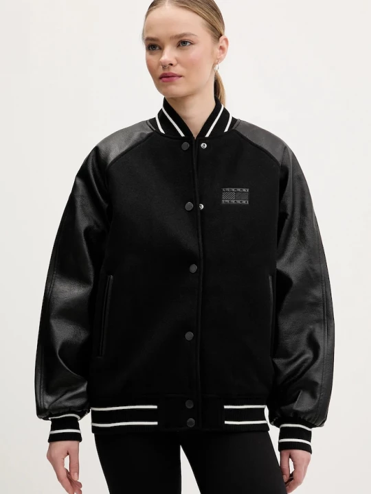 Obrázek produktu Tommy Jeans Bunda s příměsí vlny černá