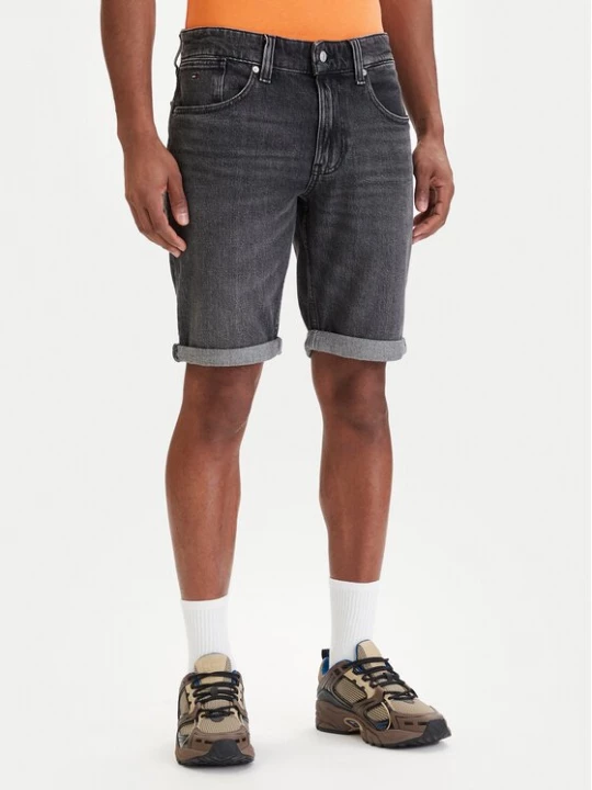 Obrázek produktu Tommy Jeans Džínové šortky Ronnie DM0DM22976 Černá Slim Fit