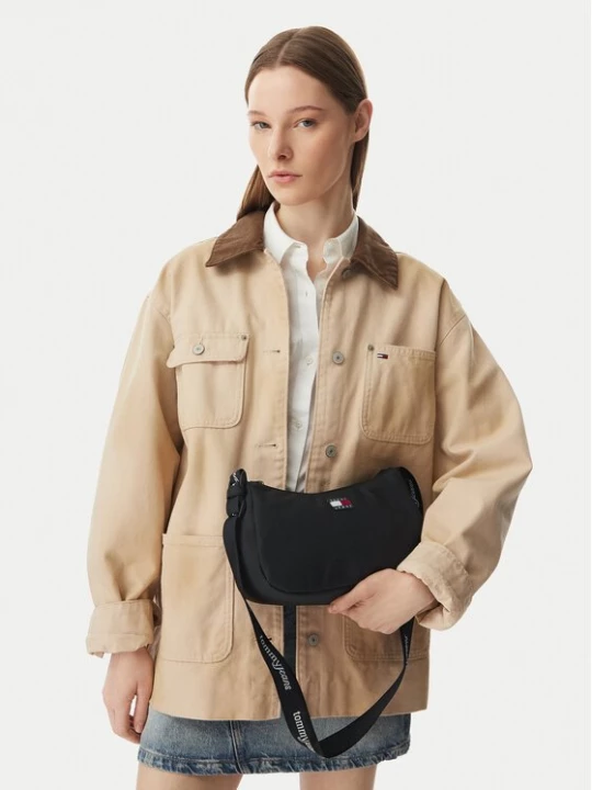 Obrázek produktu Tommy Jeans Kabelka Tjw Ess Daily Shoulder Bag AW0AW18768 Černá