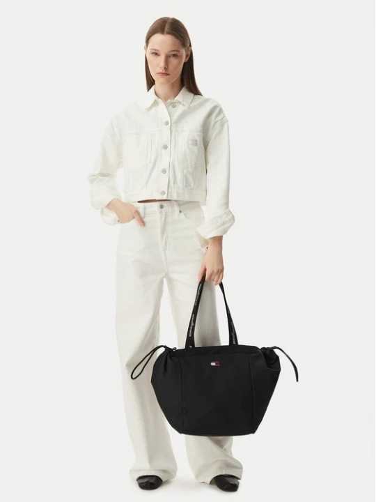 Obrázek produktu Tommy Jeans Kabelka Tjw Ess Daily Tote AW0AW18771 Černá