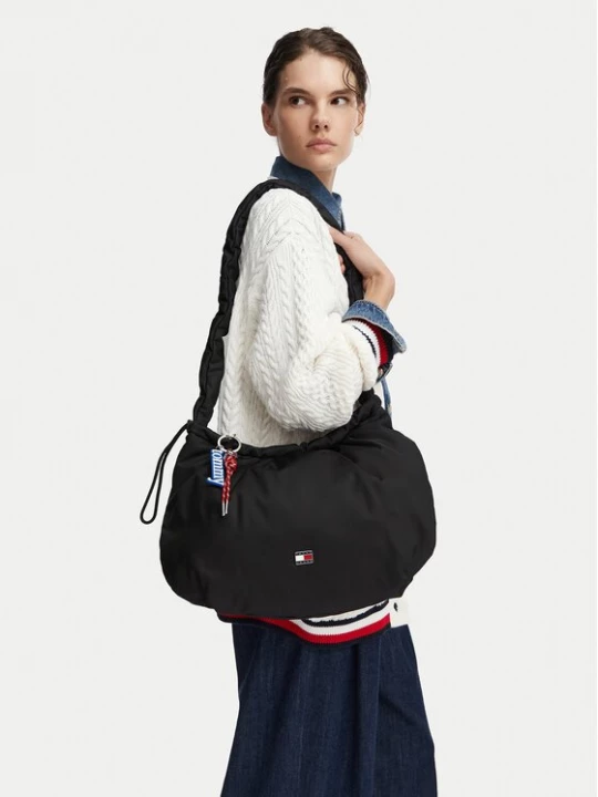 Obrázek produktu Tommy Jeans Kabelka Tjw Icon Charms Hobo AW0AW18783 Černá