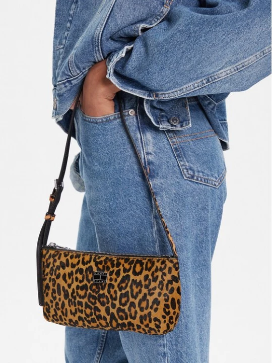 Obrázek produktu Tommy Jeans Kabelka Tjw Must Leopard Shoulder Bag AW0AW18008 Oranžová