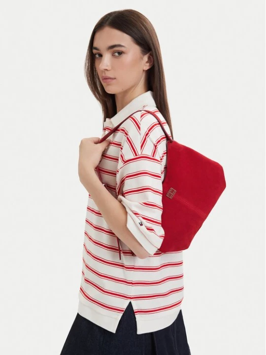 Obrázek produktu Tommy Jeans Kabelka Tjw Slouchy Suede Shoulder Bag AW0AW18859 Červená