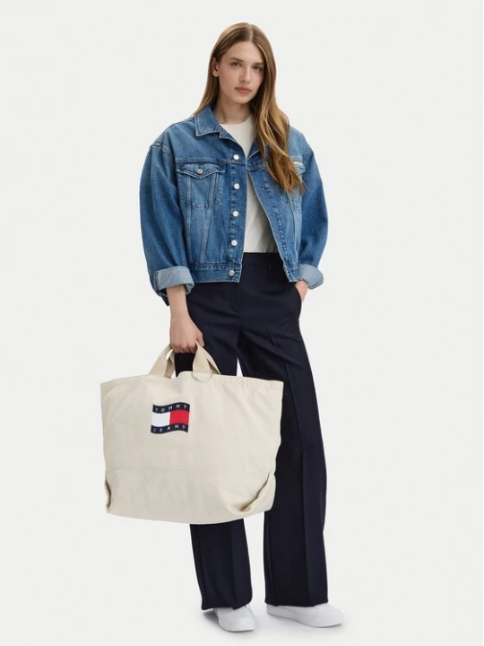 Obrázek produktu Tommy Jeans Kabelka Tjw Wave Flag Med Tote AW0AW18466 Béžová