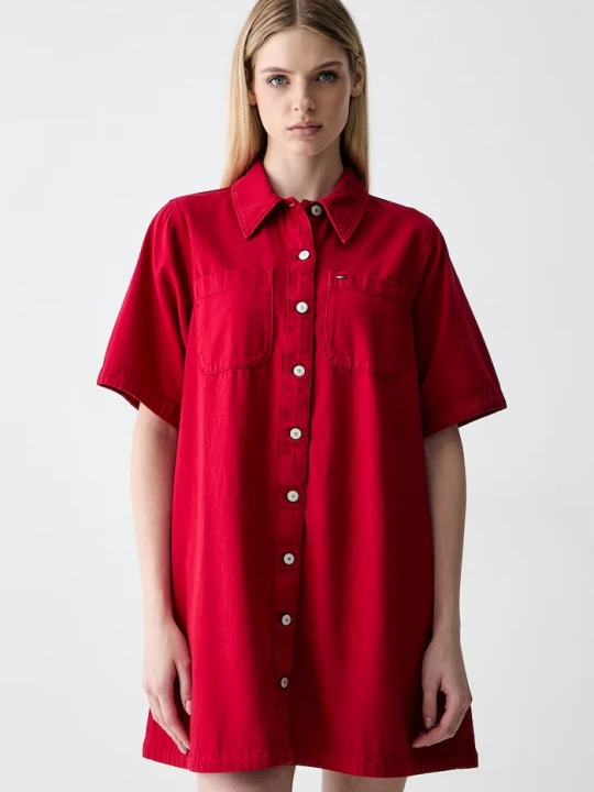 Obrázek produktu Tommy Jeans košilové šaty bavlněné červená