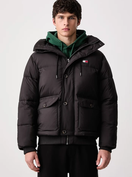 Obrázek produktu Tommy Jeans krátká bunda pánská černá