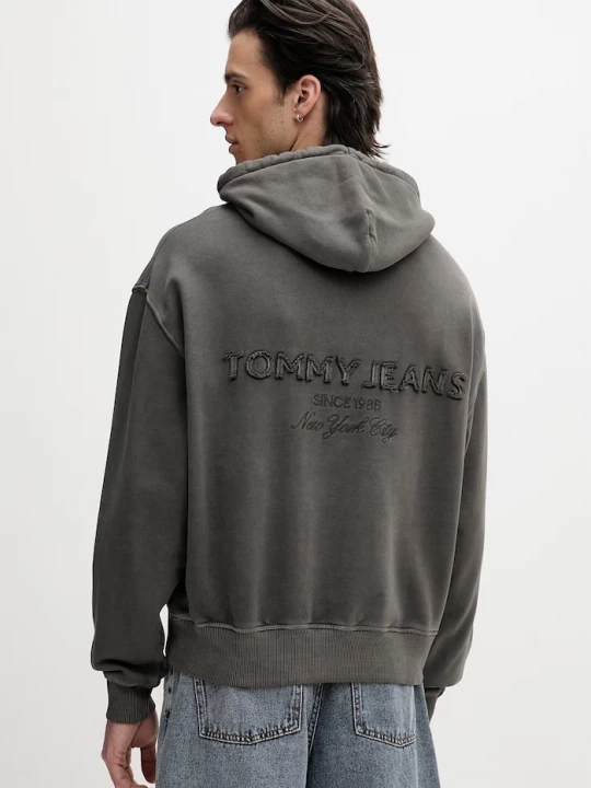 Obrázek produktu Tommy Jeans mikina s kapucí pánská bavlněná šedá