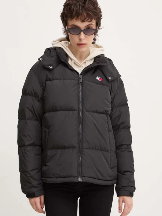 Obrázek produktu Tommy Jeans péřová bunda dámská černá