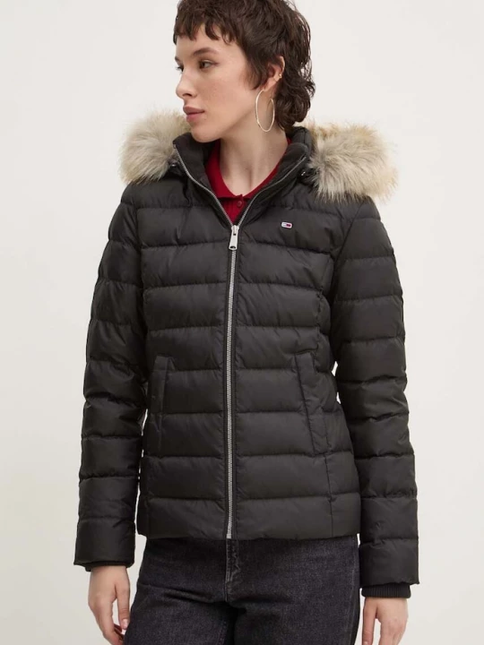 Obrázek produktu Tommy Jeans Péřová bunda Tommy Jeans černá