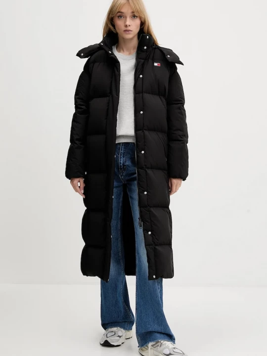 Obrázek produktu Tommy Jeans Péřová bunda Tommy Jeans černá