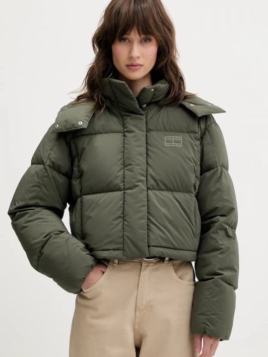 Obrázek produktu Tommy Jeans Péřová bunda zelená