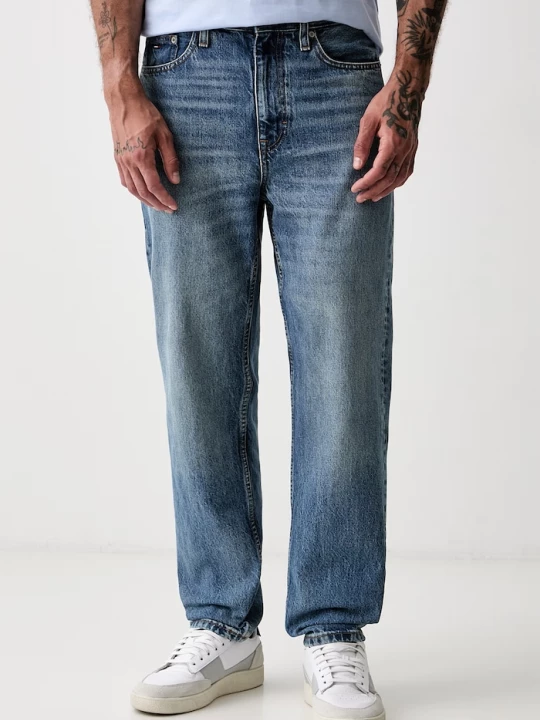 Obrázek produktu Tommy Jeans relaxed fit džíny pánské modrá