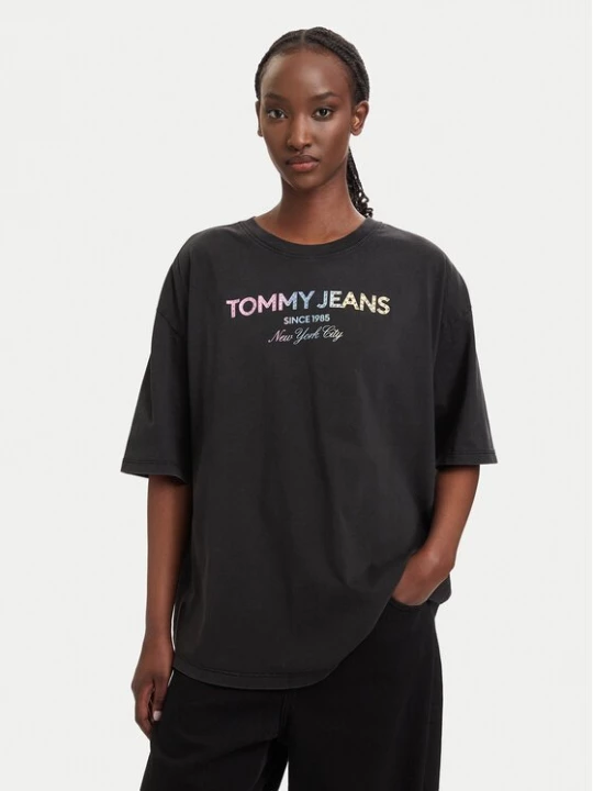 Obrázek produktu Tommy Jeans T-Shirt DW0DW22803 Černá Oversize