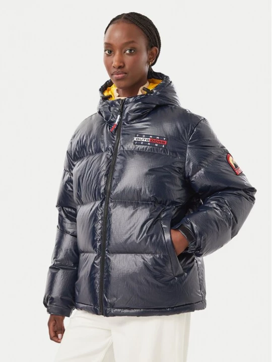 Obrázek produktu Tommy Jeans Vatovaná bunda Alaska DW0DW23802 Tmavomodrá Oversize