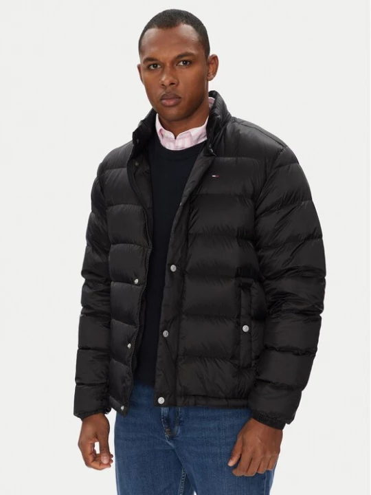 Obrázek produktu Tommy Jeans Vatovaná bunda DM0DM21937 Černá Regular Fit