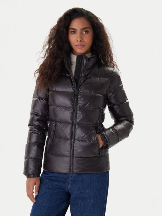 Obrázek produktu Tommy Jeans Vatovaná bunda DW0DW21618 Černá Slim Fit